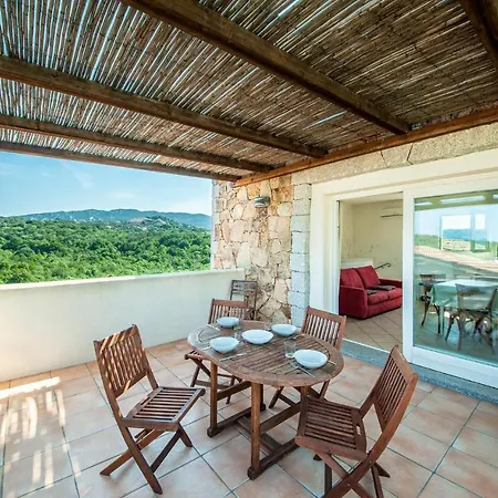 Trilo 6 * Baja Sardinia