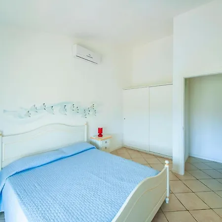 Trilo 6 * Baja Sardinia